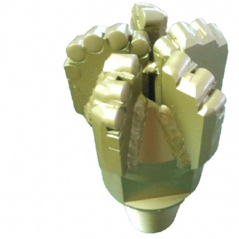 Center hole PDC bit